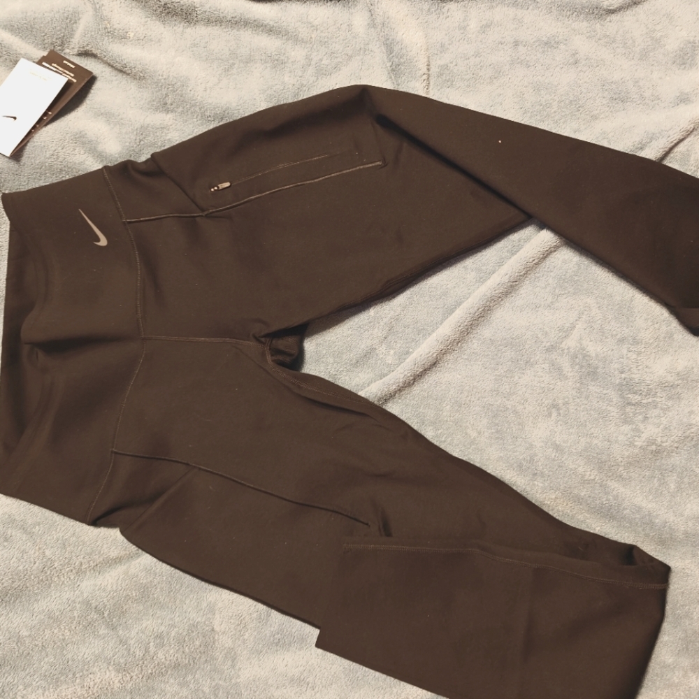 Nike Go running leggings with pockets